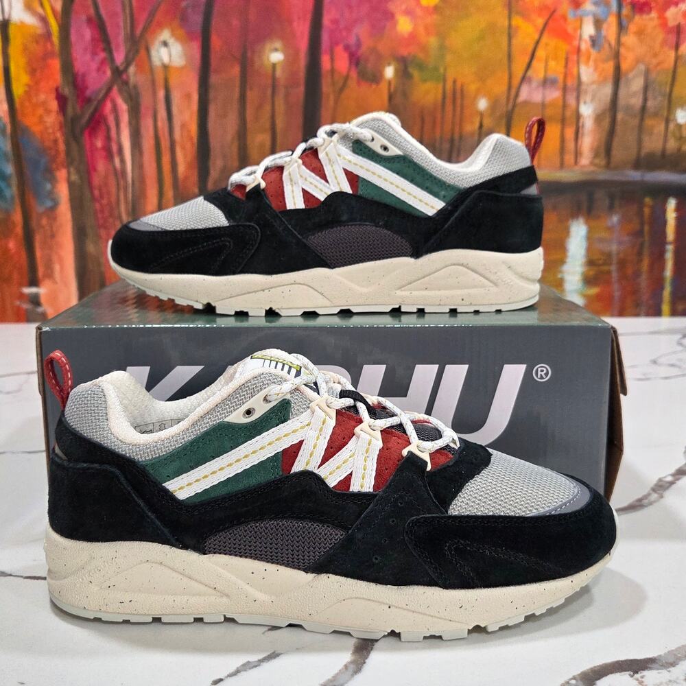 Karhu Fusion 2.0 Jet Black Bright White Size 6.5 Men's, 8 Women's F804120